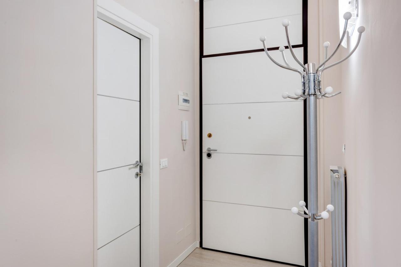 Luni Mare Bright Terrace Flat With Parking Apartment Marinella di Sarzana Exterior photo
