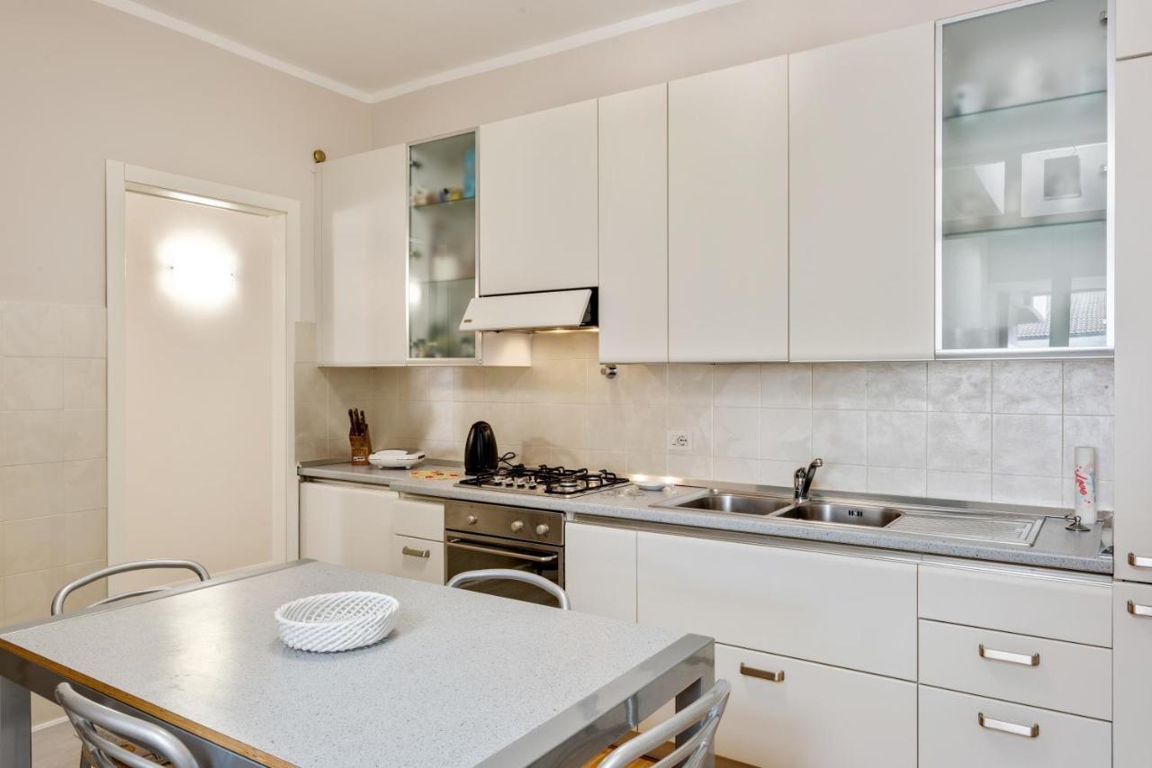 Luni Mare Bright Terrace Flat With Parking Apartment Marinella di Sarzana Exterior photo